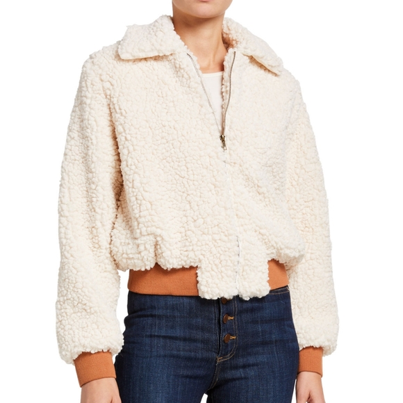 🌺 Hailey Sherpa Faux Fur Jacket NWT - Picture 2 of 8